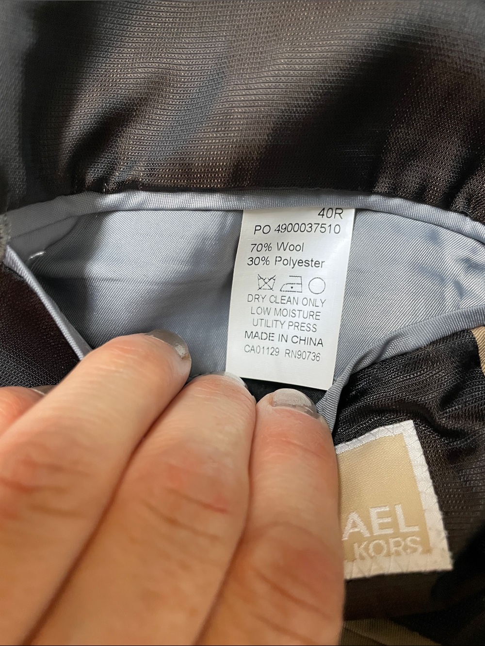 Michael kors Men's grey striped Two-Button Suit - new - Picture 5 of 11